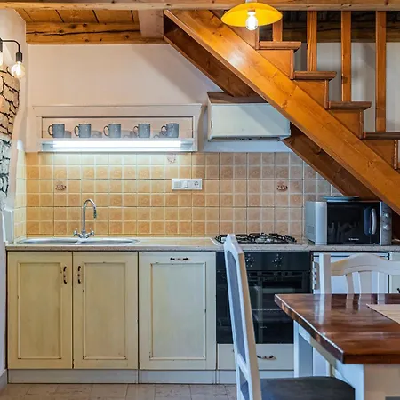 Villa Rosana In Muntic - Haus Fuer 4-5 Personen Pula