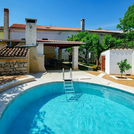 Villa Rosana In Muntic - Haus Fuer 4-5 Personen *