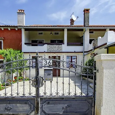 Rosana In Muntic - Haus Fuer 4-5 Personen Villa Pula
