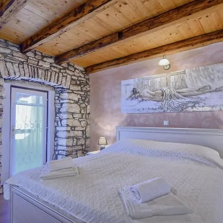 Villa Rosana In Muntic - Haus Fuer 4-5 Personen